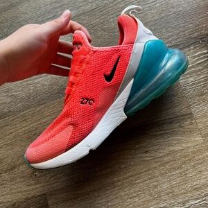 Nike Air Max 270
